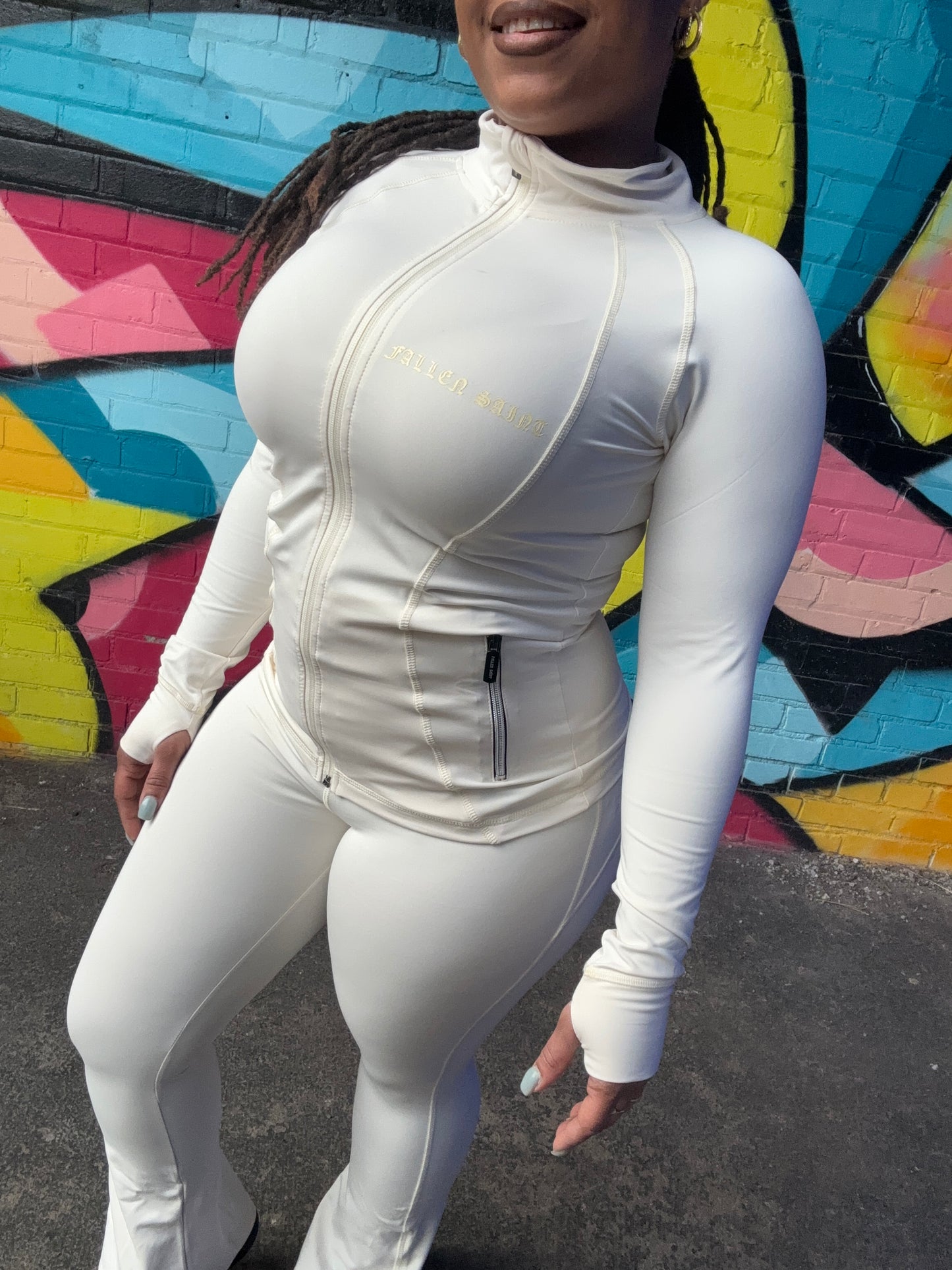 ‘LA FLARE’ CRÈME JUMPSUIT