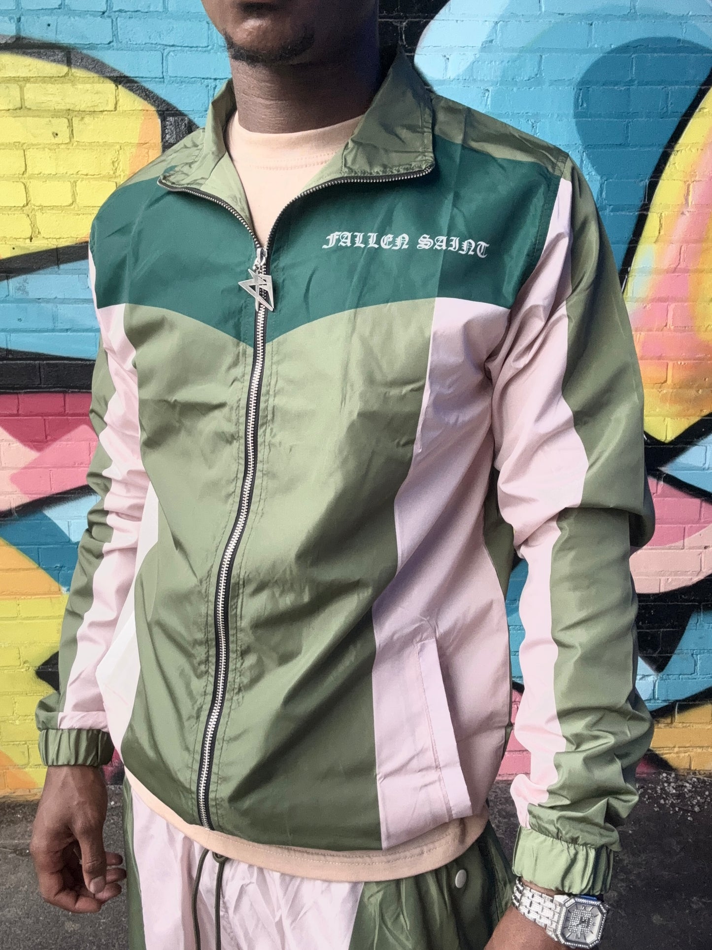 ‘EARTHTONE’ STATEMENT SET