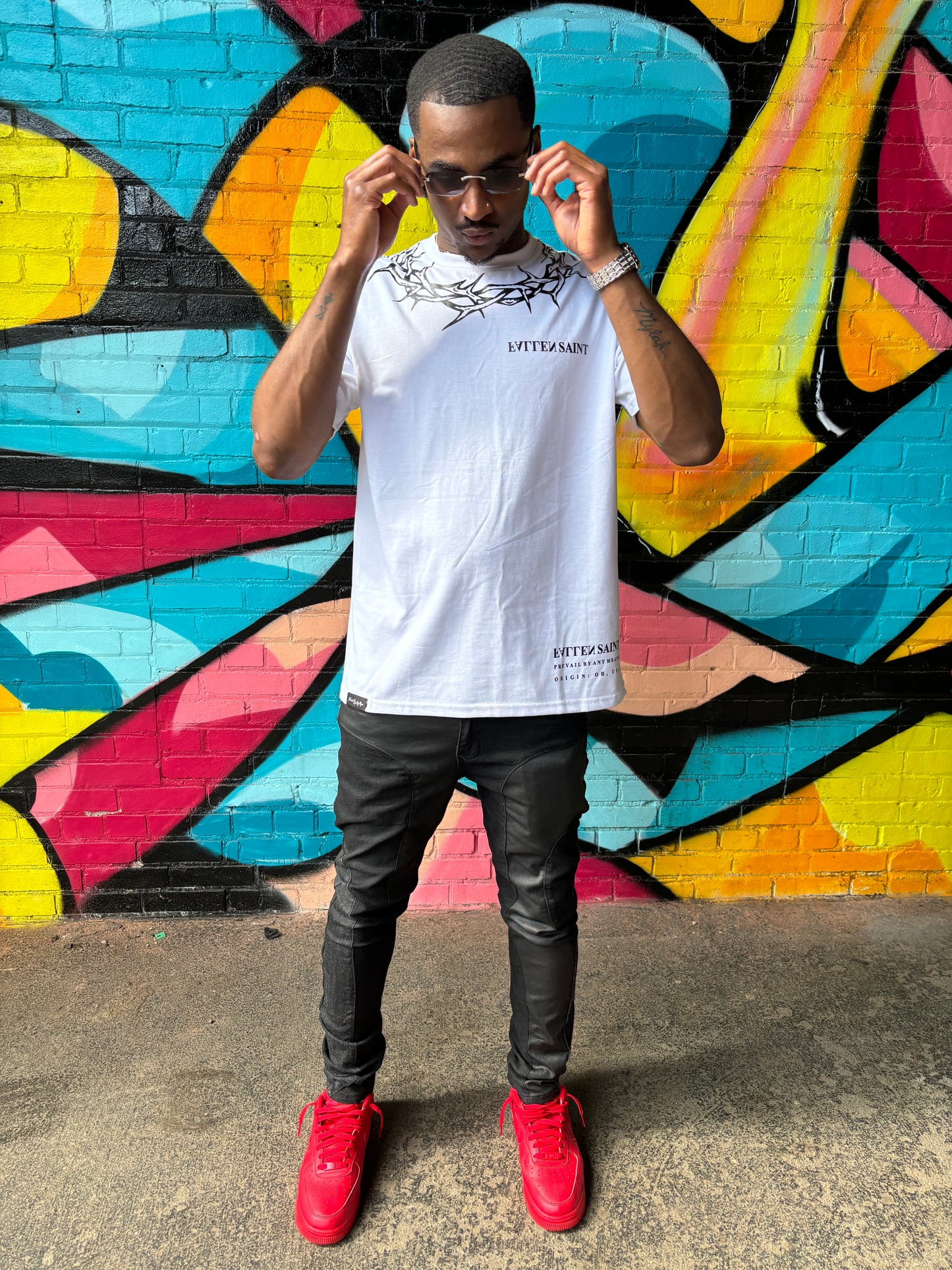 THORNED WHITE TEE