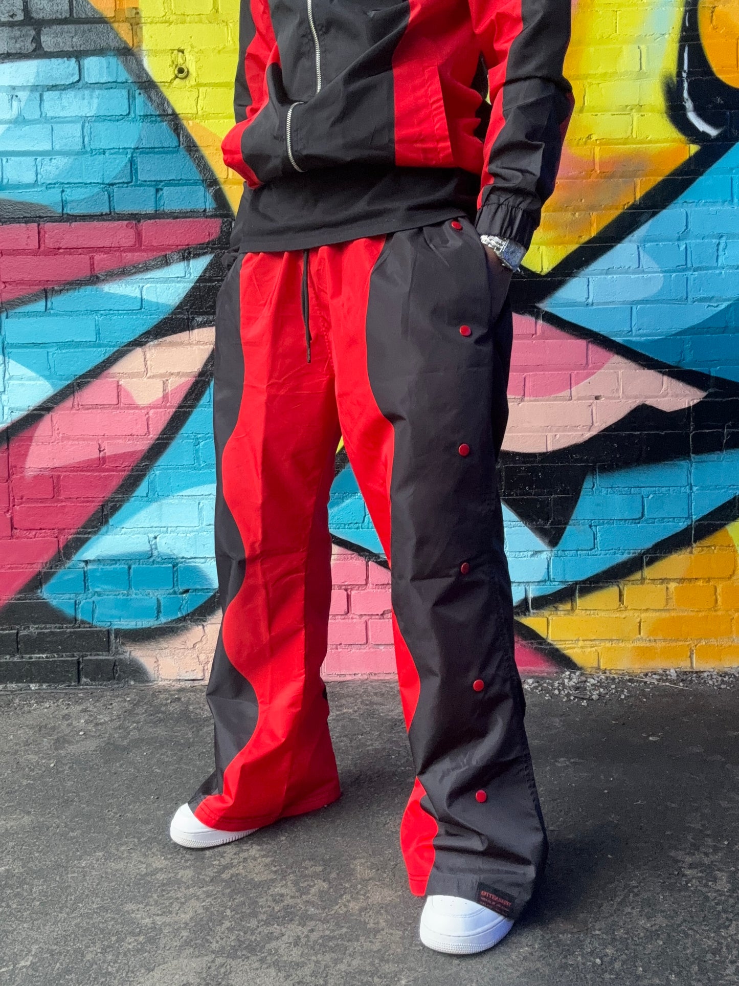 ‘BLACKHAWK’ STATEMENT SET